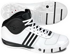Tim Duncan  signature Basketball Shoes: adidas TS Lightspeed Duncan  (2007-08 NBA Season)